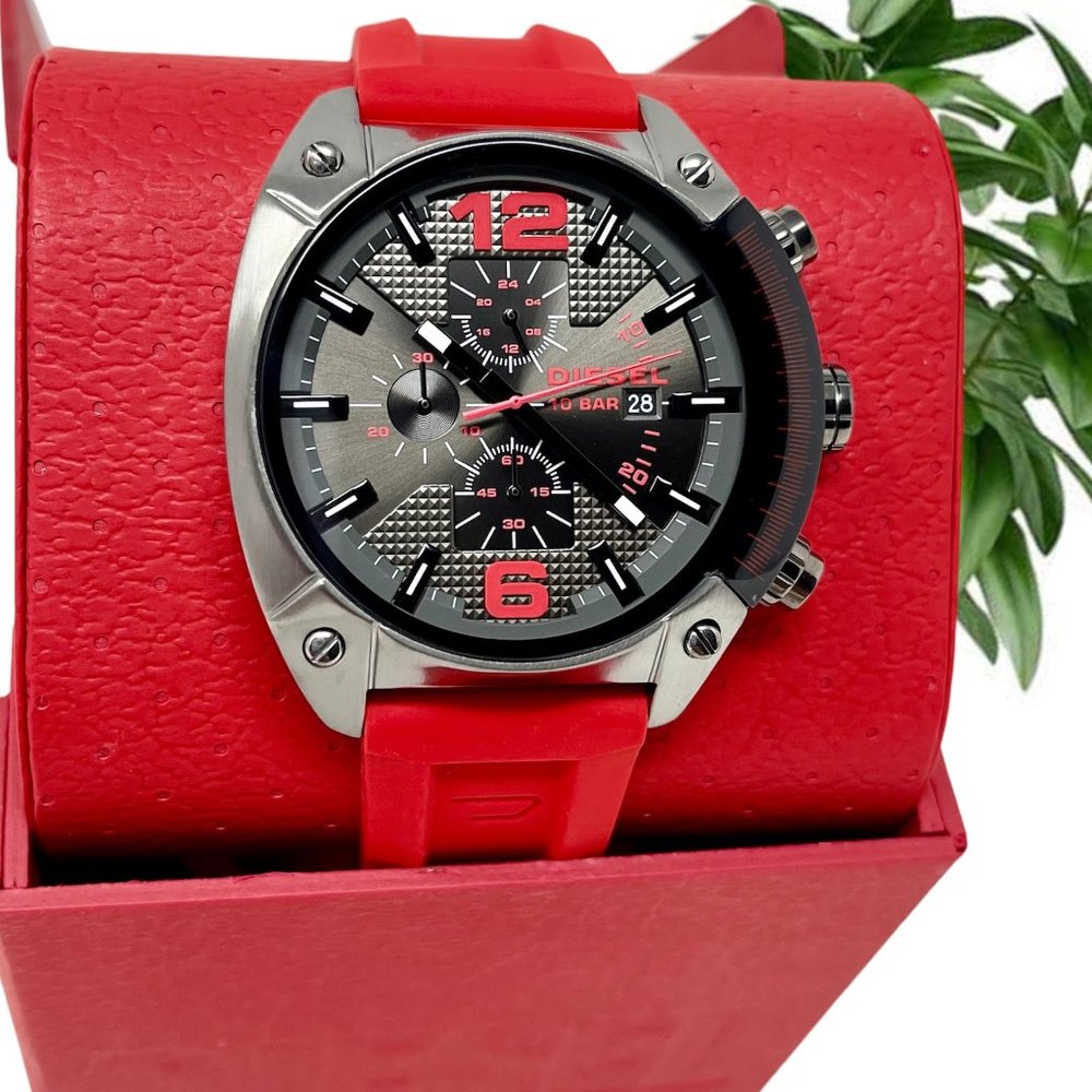 NWT DIESEL Men's Overflow Chronograph Gunmetal and Red Silicone Watch DZ4481